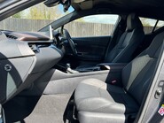 Toyota C-HR EXCEL 3