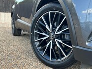 Toyota C-HR EXCEL 13