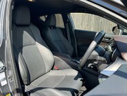 Toyota C-HR EXCEL 19