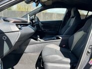 Toyota C-HR EXCEL 3