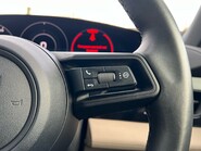 Porsche Taycan BASE 32