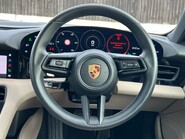 Porsche Taycan BASE 34