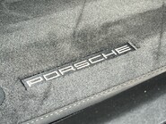Porsche Taycan BASE 37