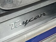 Porsche Taycan BASE 38