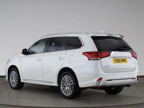 Mitsubishi Outlander PHEV DYNAMIC SAFETY 2