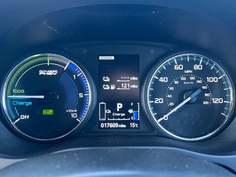 Mitsubishi Outlander PHEV DYNAMIC SAFETY 11
