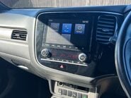 Mitsubishi Outlander PHEV DYNAMIC SAFETY 12