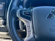 Mitsubishi Outlander PHEV DYNAMIC SAFETY 28