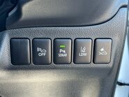 Mitsubishi Outlander PHEV DYNAMIC SAFETY 30