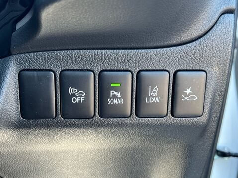 Mitsubishi Outlander PHEV DYNAMIC SAFETY 30