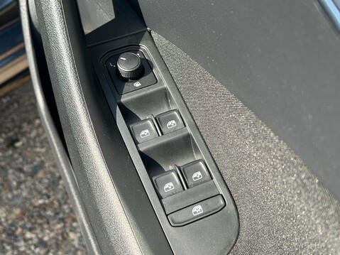 Skoda Kamiq MONTE CARLO TSI DSG 31