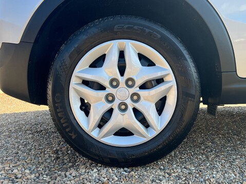 SsangYong Tivoli EX 4