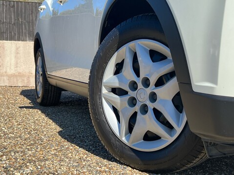 SsangYong Tivoli EX 13