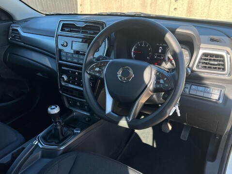 SsangYong Tivoli EX 27