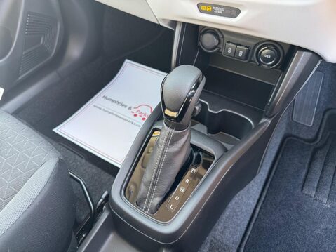 Suzuki Swift 1.2 MHEV Motion CVT Euro 6 (s/s) 5dr 8