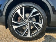 Volvo XC40 B4 R-DESIGN PRO MHEV 4