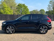 Volvo XC40 B4 R-DESIGN PRO MHEV 6