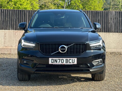 Volvo XC40 B4 R-DESIGN PRO MHEV 7