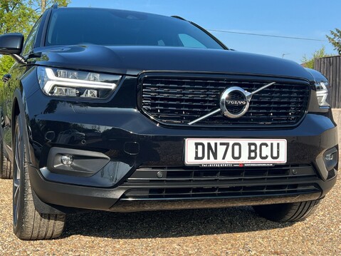 Volvo XC40 B4 R-DESIGN PRO MHEV 16