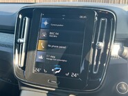 Volvo XC40 B4 R-DESIGN PRO MHEV 18