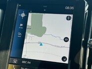 Volvo XC40 B4 R-DESIGN PRO MHEV 21
