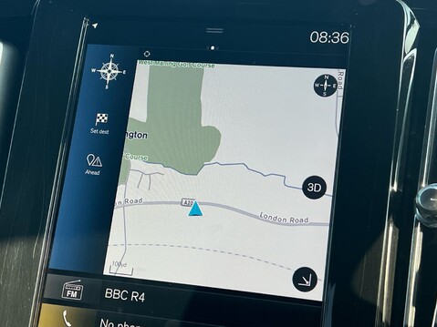 Volvo XC40 B4 R-DESIGN PRO MHEV 21