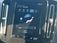 Volvo XC40 B4 R-DESIGN PRO MHEV 23