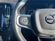 Volvo XC40 B4 R-DESIGN PRO MHEV 27