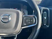 Volvo XC40 B4 R-DESIGN PRO MHEV 28