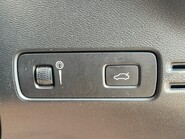 Volvo XC40 B4 R-DESIGN PRO MHEV 29