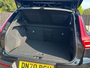 Volvo XC40 B4 R-DESIGN PRO MHEV 33