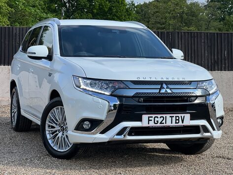 Mitsubishi Outlander PHEV DYNAMIC SAFETY