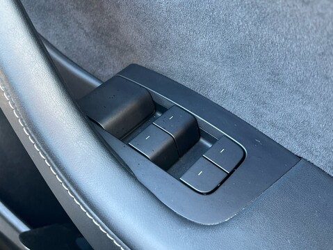 Tesla Model 3 STANDARD RANGE PLUS 29