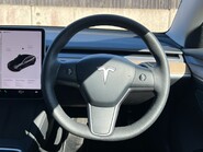 Tesla Model 3 STANDARD RANGE PLUS 31