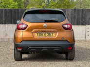 Renault Captur ICONIC TCE 8