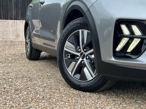 Kia Niro 2 13
