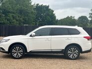 Mitsubishi Outlander EXCEED 6