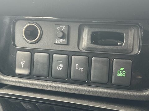 Mitsubishi Outlander EXCEED 26