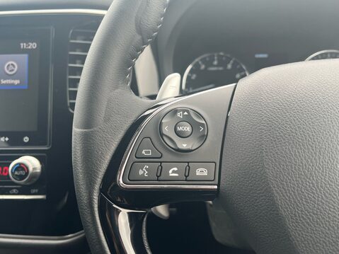 Mitsubishi Outlander EXCEED 29