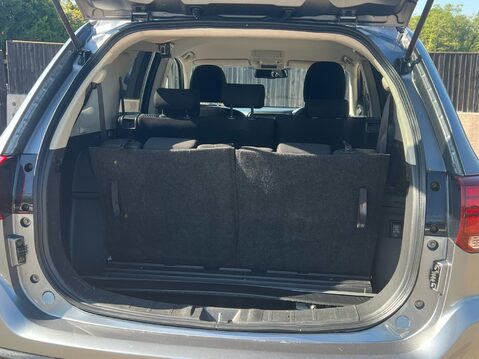 Mitsubishi Outlander DESIGN 35