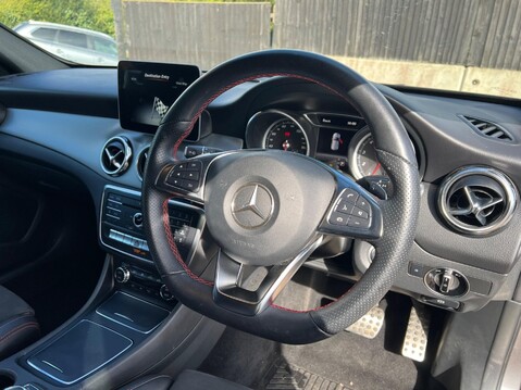 Mercedes-Benz GLA GLA 180 AMG LINE EDITION 4