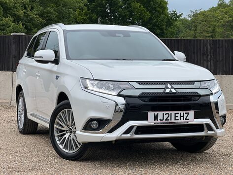 Mitsubishi Outlander PHEV DYNAMIC SAFETY