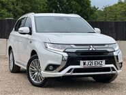 Mitsubishi Outlander PHEV DYNAMIC SAFETY 1