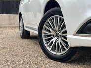 Mitsubishi Outlander PHEV DYNAMIC SAFETY 13