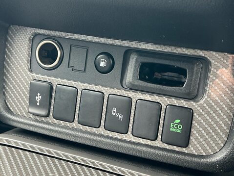 Mitsubishi Outlander PHEV DYNAMIC SAFETY 24