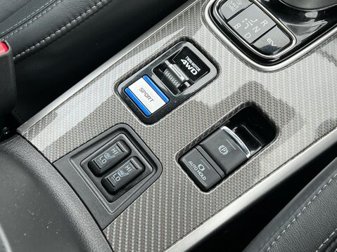 Mitsubishi Outlander PHEV DYNAMIC SAFETY 26