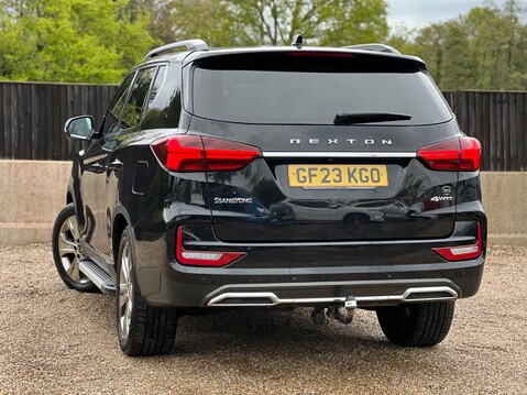 SsangYong Rexton ULTIMATE PLUS 2