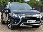 Mitsubishi Outlander EXCEED 1