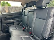 Mitsubishi Outlander EXCEED 9