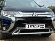 Mitsubishi Outlander EXCEED 16
